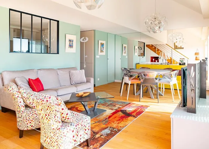 Au Fil De L'erdre - Spacieux Appt Avec Terrasse アパート ナント