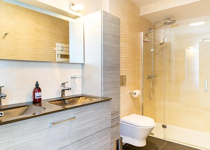 Au Fil De L'erdre - Spacieux Appt Avec Terrasse * ナント